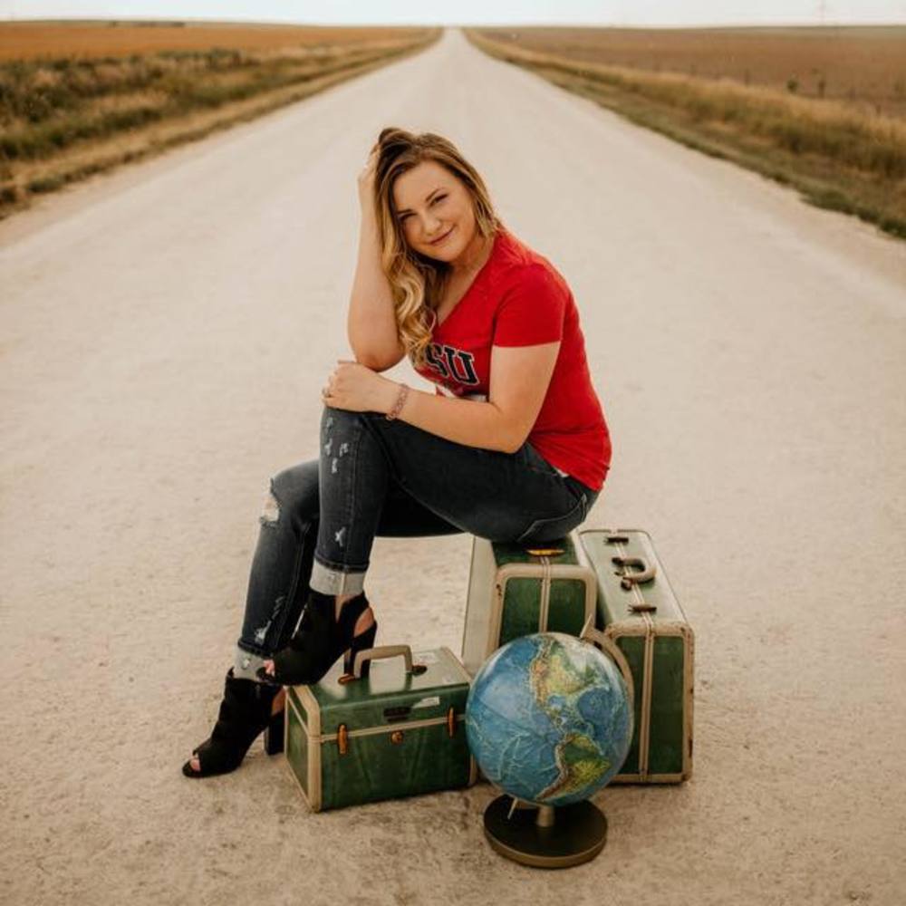 Meet your Posher, Abigail